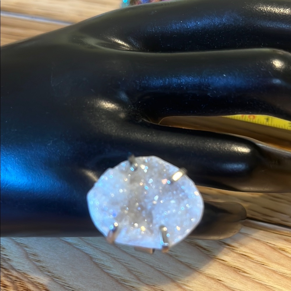 Elegant Silver Druzy Ring
